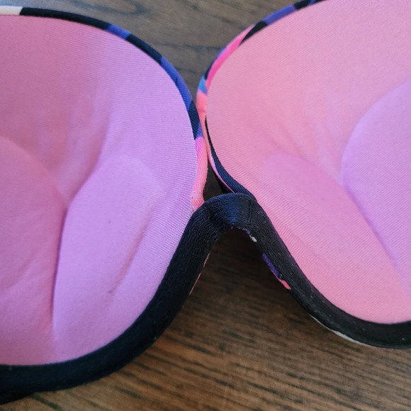 Pink Victoria's Secret Black Tropical Wear Everywhere Super Push-Up Bra Size 32D - Picture 4 of 8